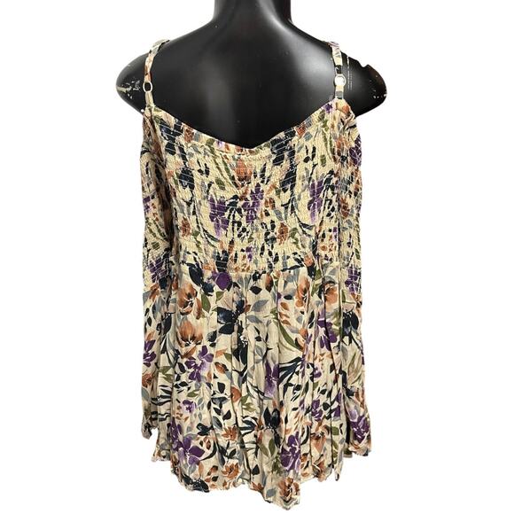 3X Torrid Smocked Cold Shoulder Floral Womens Top Shirt Challis - Picture 7 of 12